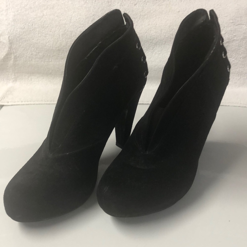 Black suede shoe booties